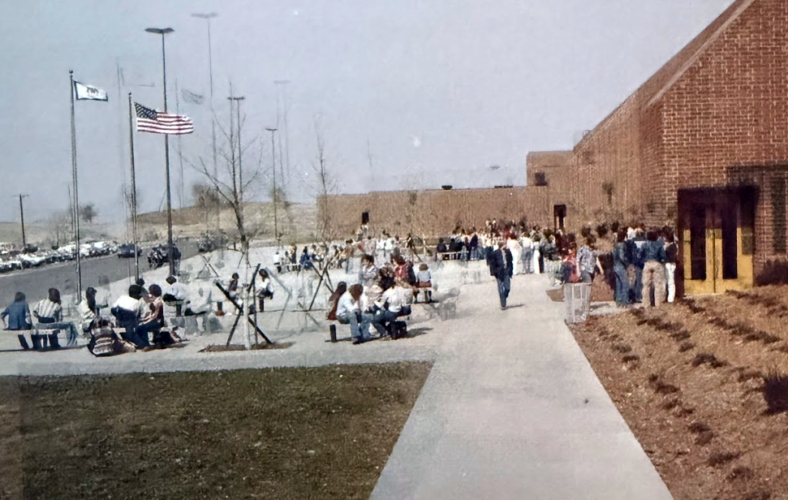 Former Students Remember First Walking Through Wheeling Park High Doors In 1977